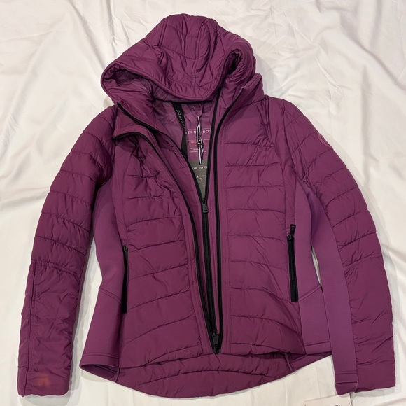 Bernardo Jackets & Blazers - Bernardo Women's Lightweight Wood Violet Puffer Jacket